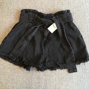 New Forever 21 Paperbag Shorts Fringe with Belt Black Size Small